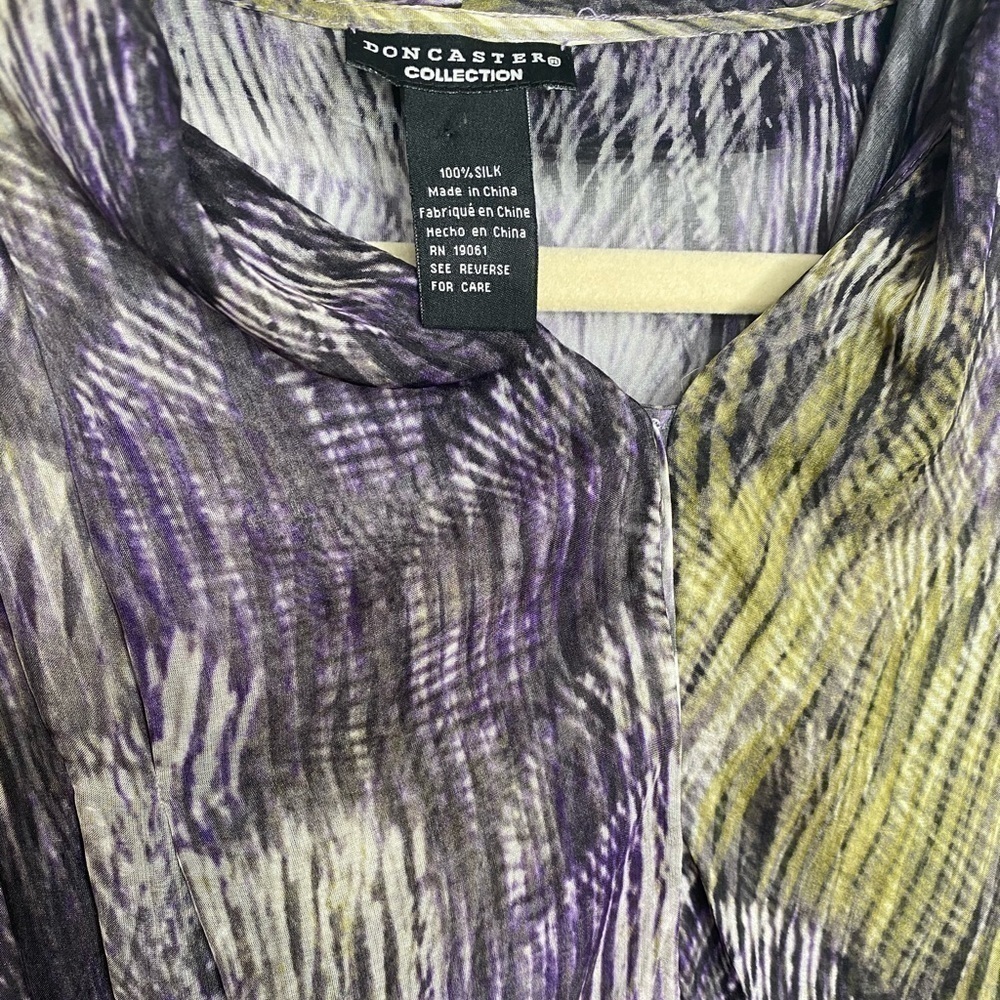 Doncaster Silk Button Down Blouse Size Medium NWT - Picture 4 of 5